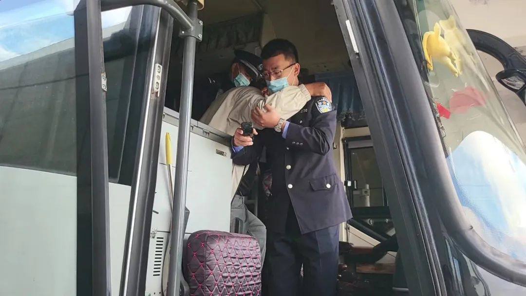 Фото: пукт пропуска Мишань