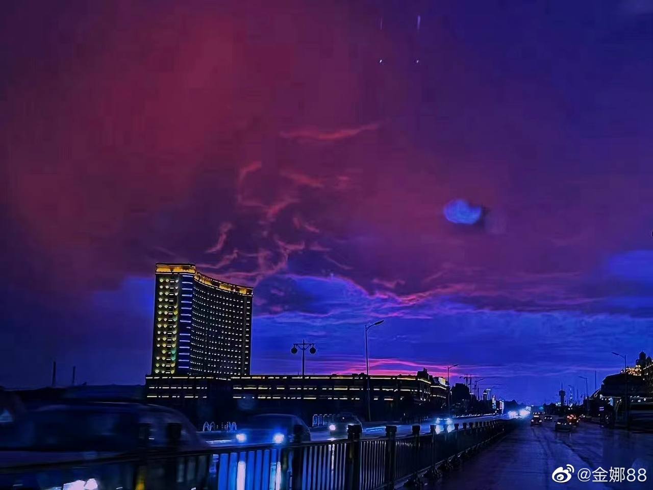 Фото: Weibo