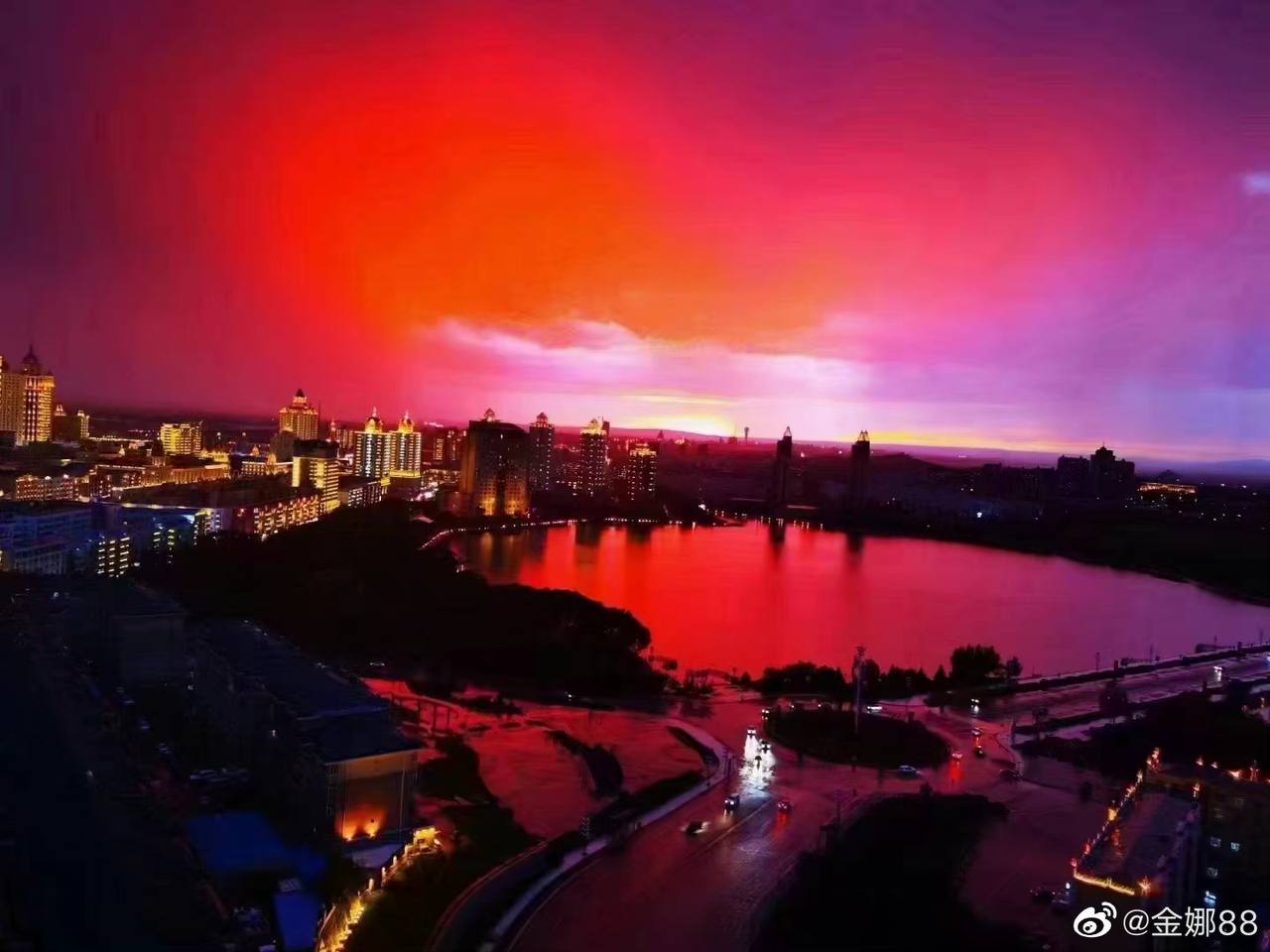 Фото: Weibo